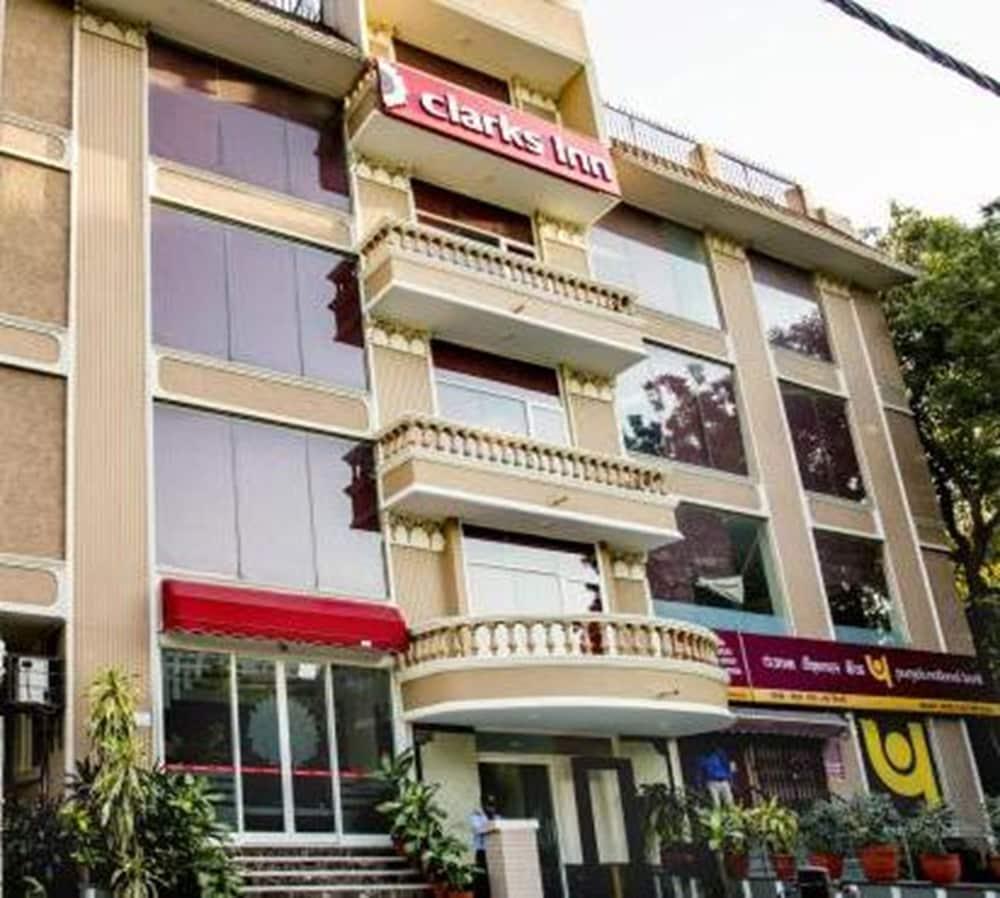 Clarks Inn Nehru Place New Delhi Extérieur photo