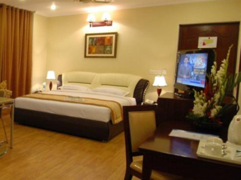 Clarks Inn Nehru Place New Delhi Extérieur photo
